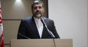 اسماعیلی، وزیر فرهنگ و ارشاداسلامی: روزنامه‌ها جای گروه‌ها و احزاب سیاسی را در جامعه پر کرده اند