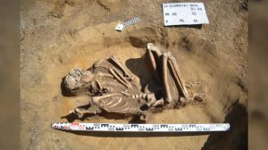 کشف اسکلت کامل و سالم ۷هزار ساله در لهستان