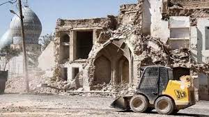 هنرمندان، معماران و احیاگران: تخریب بافت تاریخی شیراز هویت زدایی از مردم  است/ارائه خدمات اجتماعی به بافت های قدیمی را قطع می کنند، که مردم بخواهند بناها زودتر تخریب شود