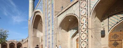 جمع آوری داربست‌های ۶۰ ساله مسجد جامع قزوین