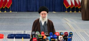 حضرت آیت‌الله خامنه‌ای پس از شرکت در انتخابات: در کار خیر حاجت هیچ استخاره نیست